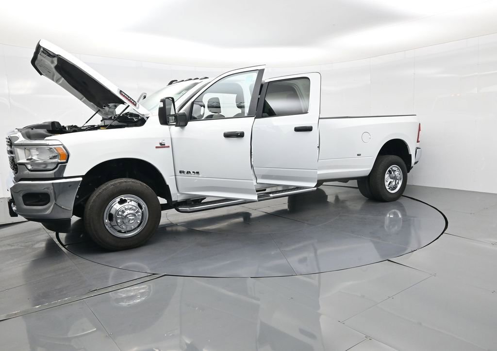 Used 2024 RAM 3500 Big Horn image 45