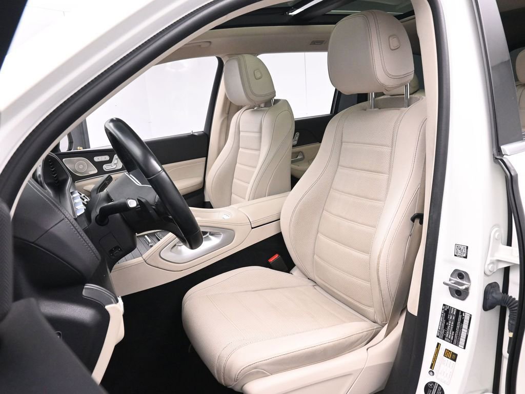 Used 2021 Mercedes-Benz GLS 450 4MATIC image 16