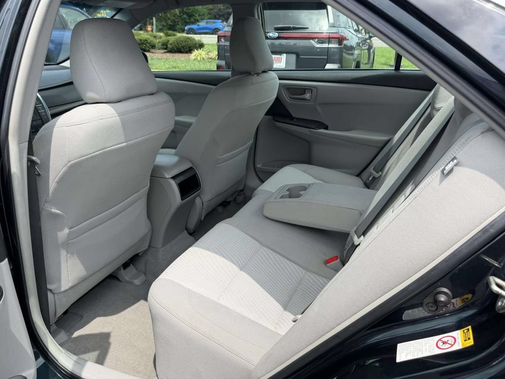 Used 2015 Toyota Camry LE FWD image 15