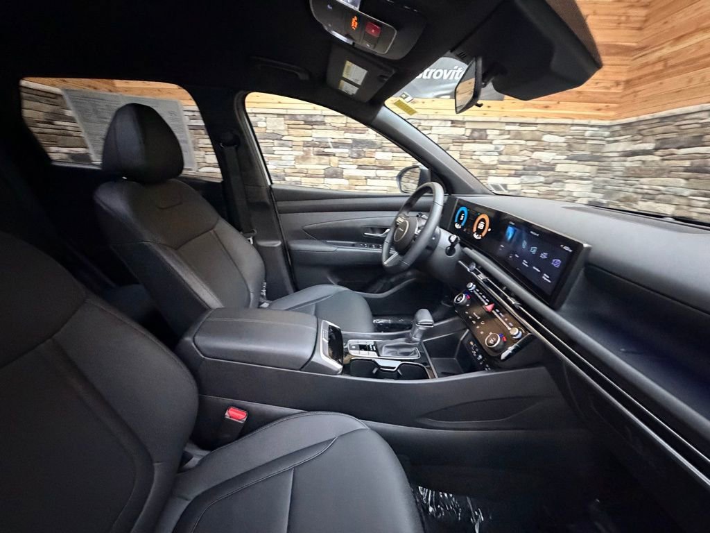 Used 2025 Hyundai Tucson XRT image 14