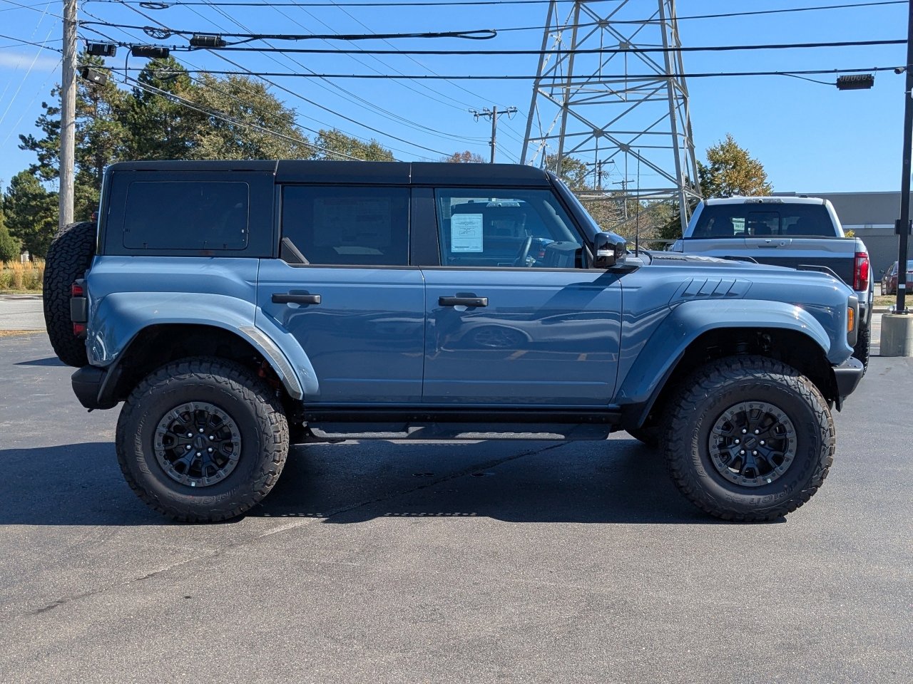 New 2025 Ford Bronco Raptor image 3