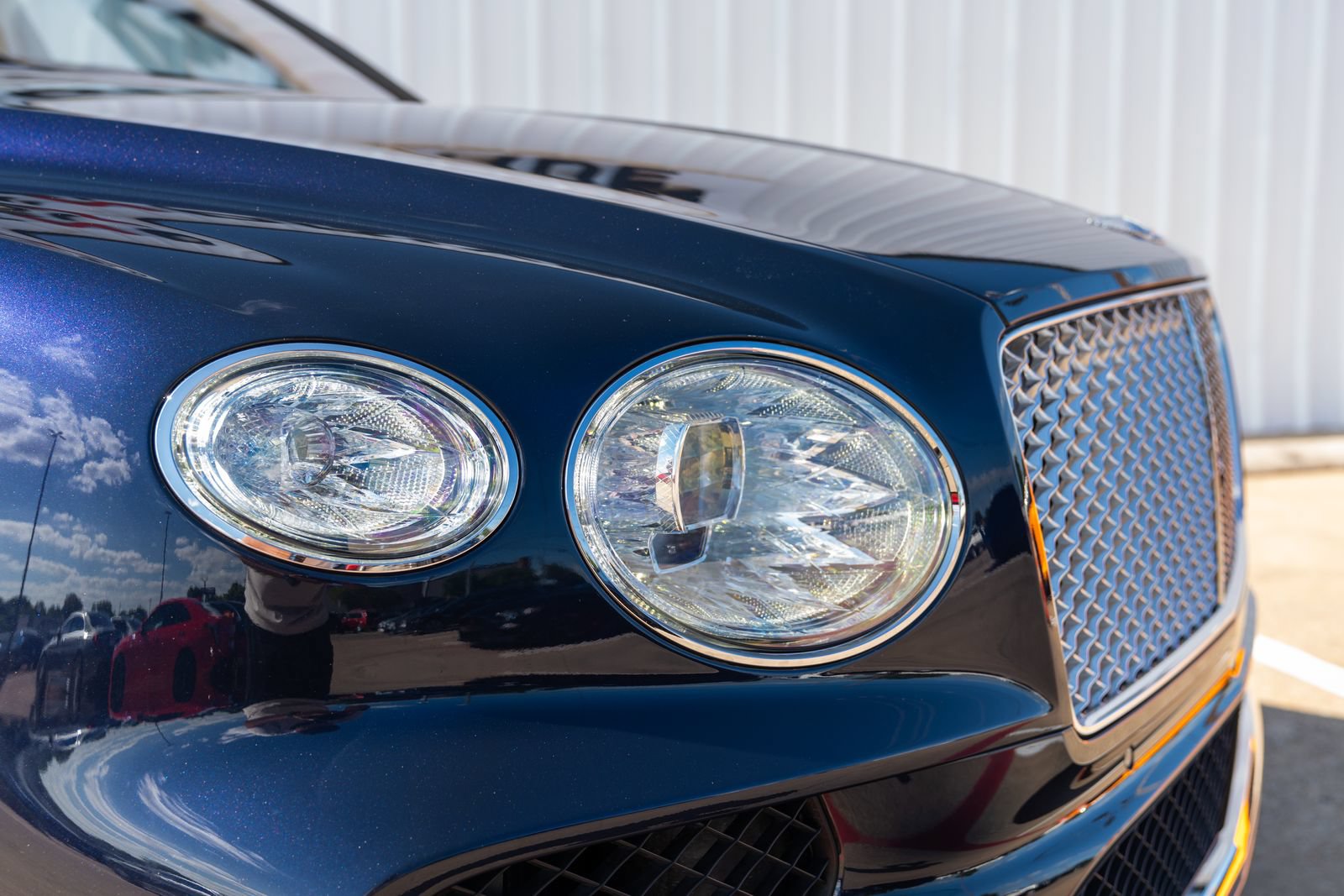Used 2021 Bentley Bentayga AWD/4WD image 17
