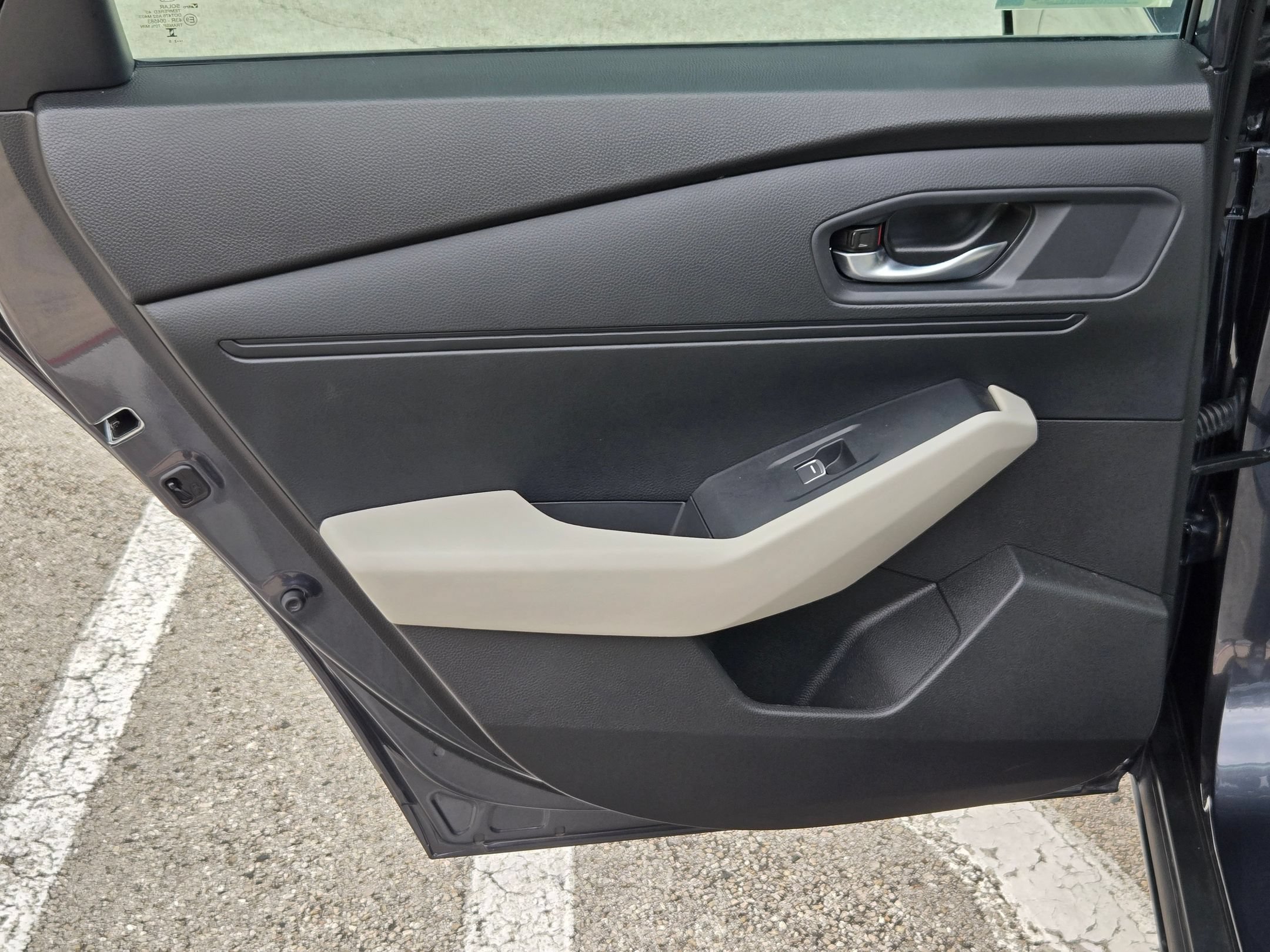 Used 2025 Honda Accord SE image 16