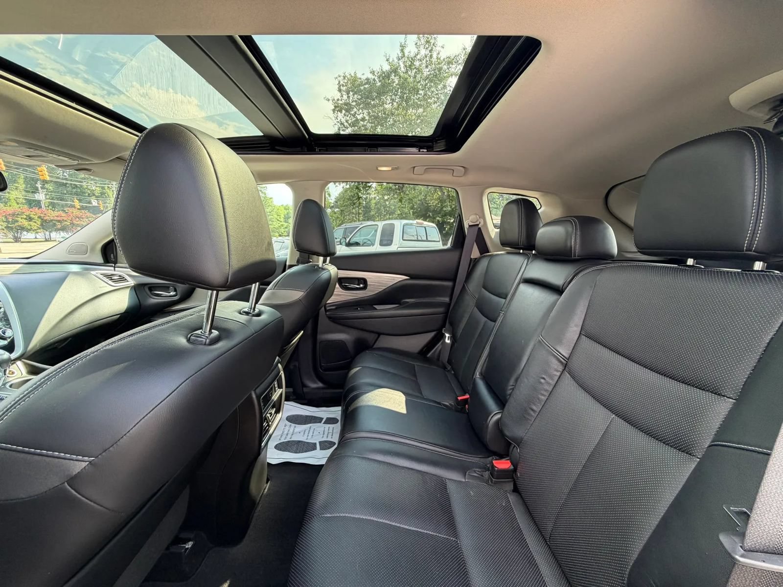 Used 2015 Nissan Murano Platinum w/ Platinum Technology Package AWD/4WD image 23