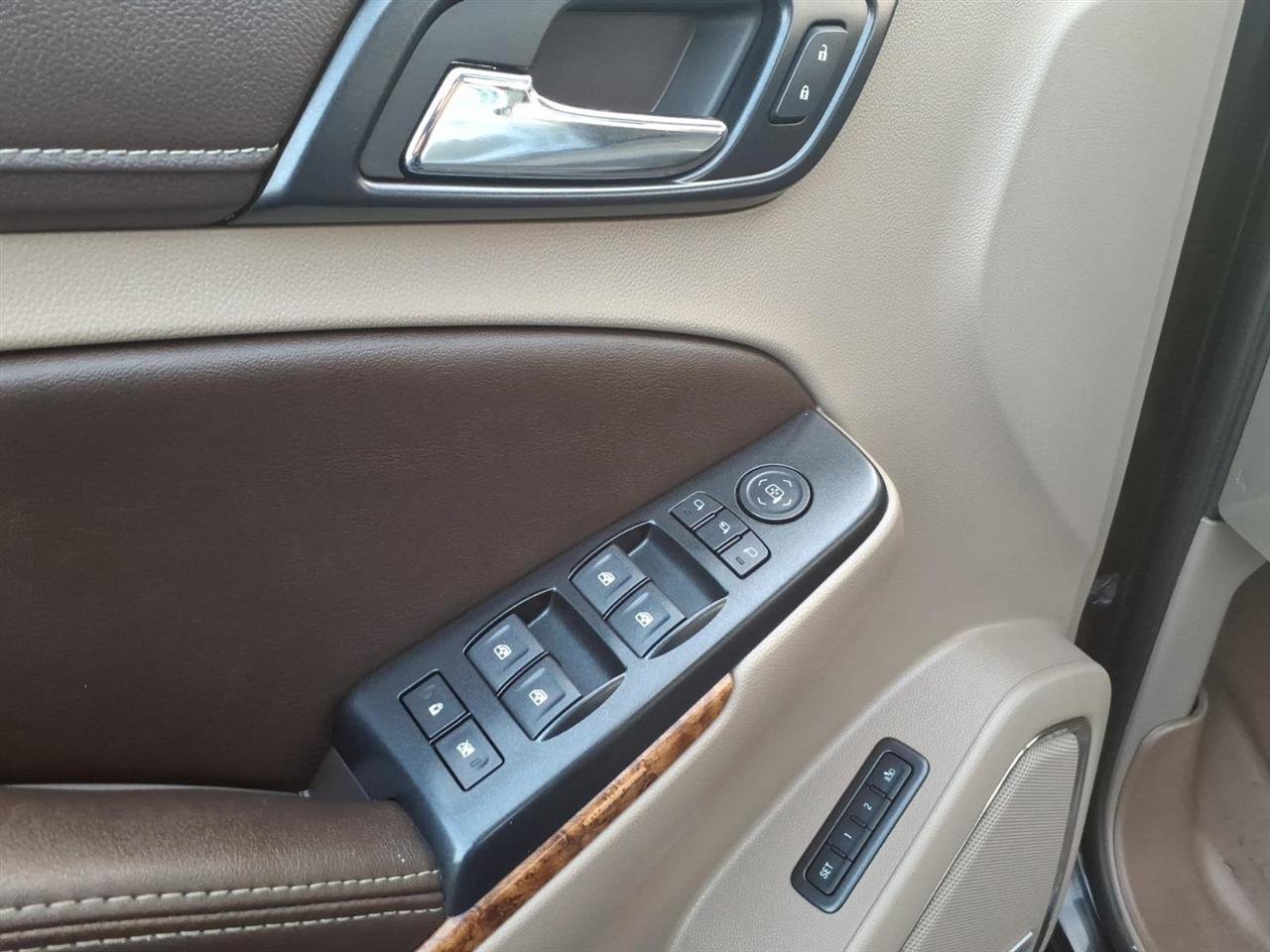 Used 2015 Chevrolet Tahoe LTZ image 14