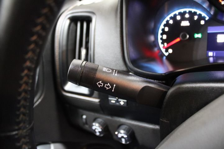 Used 2021 GMC Canyon AT4 w/ Driver Alert Package image 40