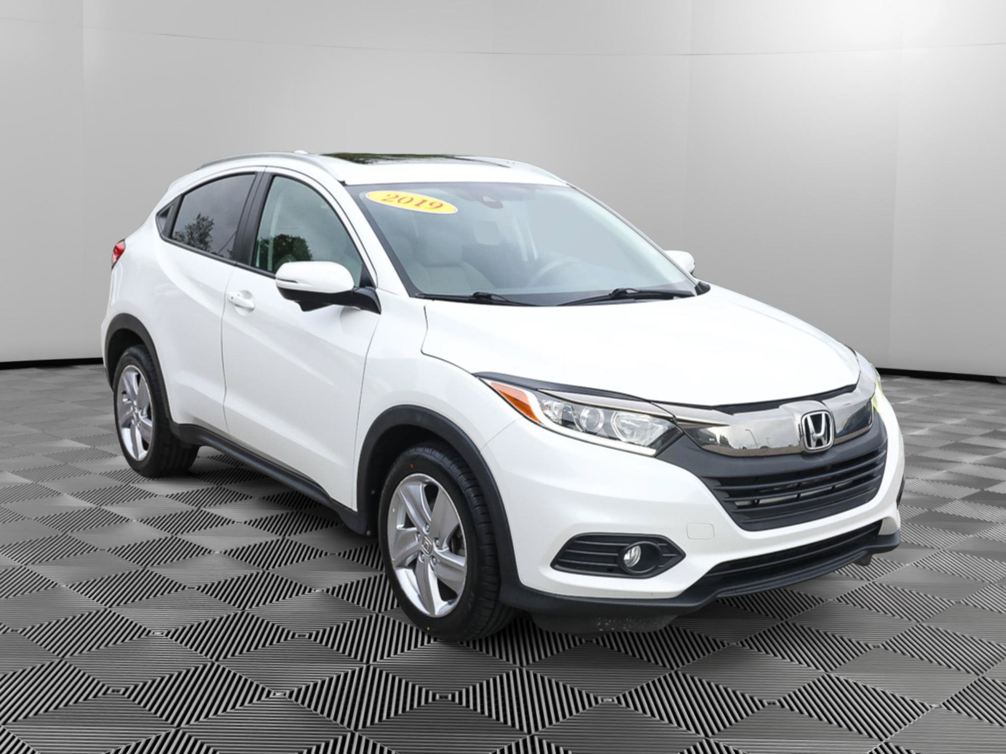 Used 2019 Honda HR-V EX image 1