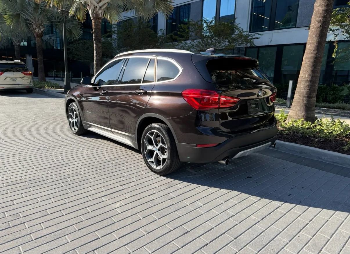 Used 2018 BMW X1 sDrive28i image 6