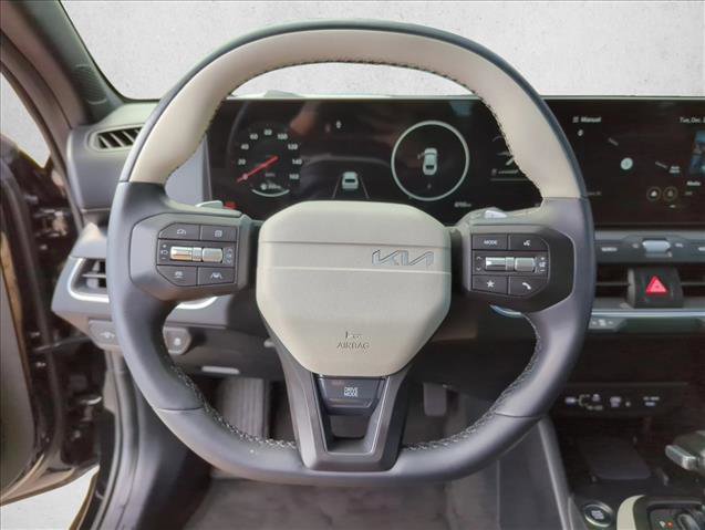 Used 2025 Kia K4 GT-Line w/ GT-Line Sunroof Package image 15