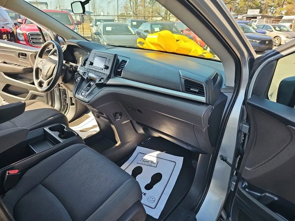 Used 2019 Honda Odyssey LX image 16