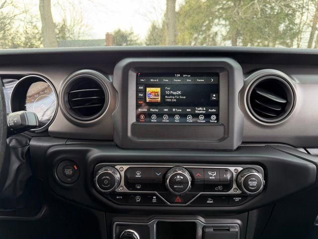 Used 2023 Jeep Wrangler Sport image 20