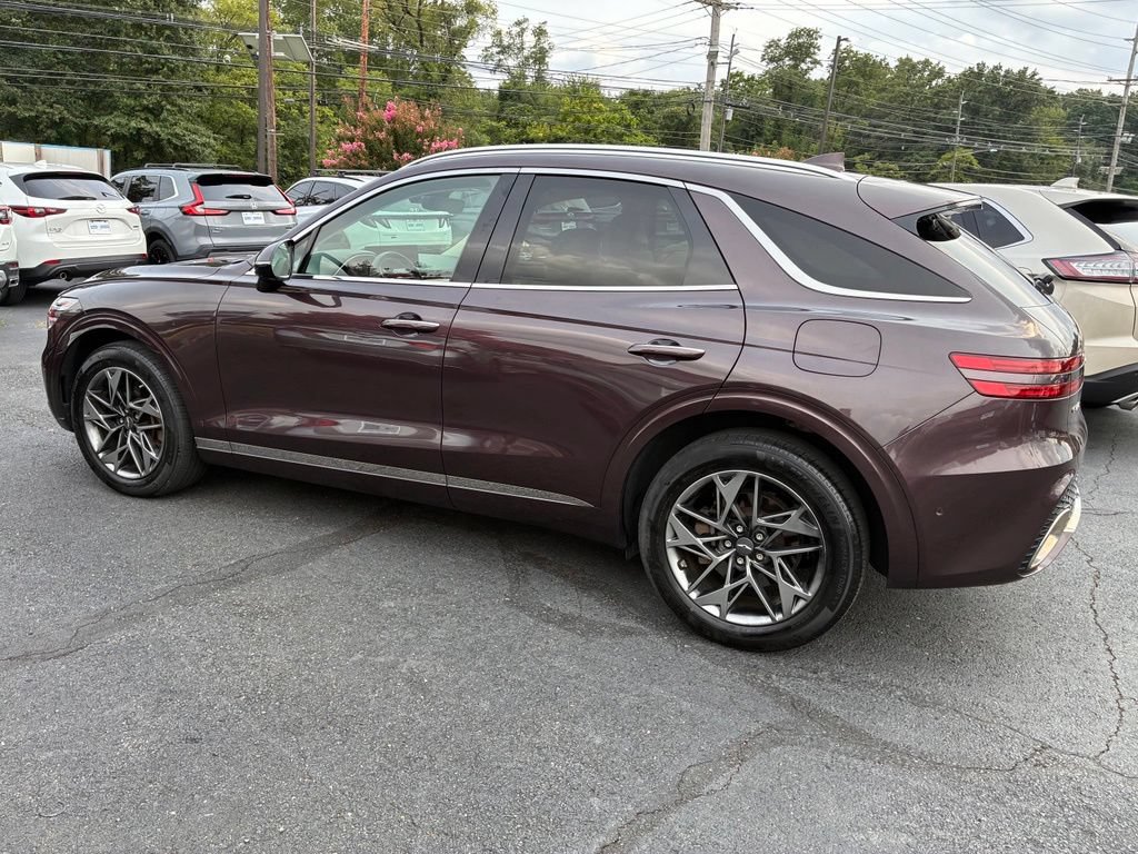 Used 2022 Genesis GV70 2.5T w/ Advanced Package AWD/4WD image 4