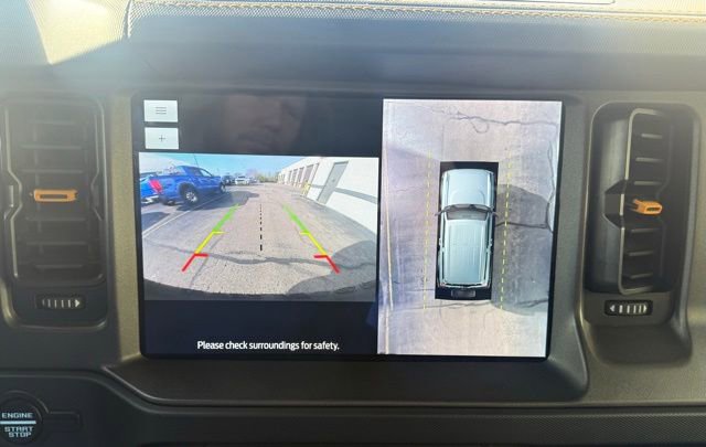 Used 2024 Ford Bronco Badlands image 12