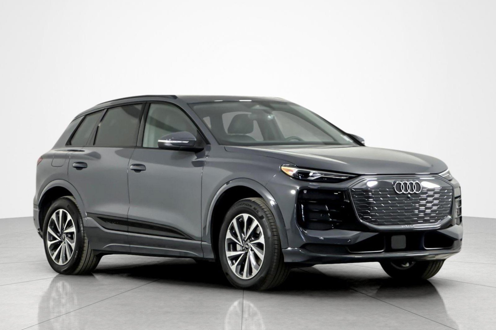 New 2027 Audi Q6 e-tron Premium AWD/4WD image 2