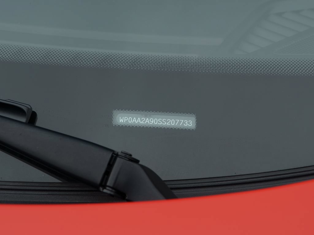 Used 2025 Porsche 911 Carrera RWD image 30