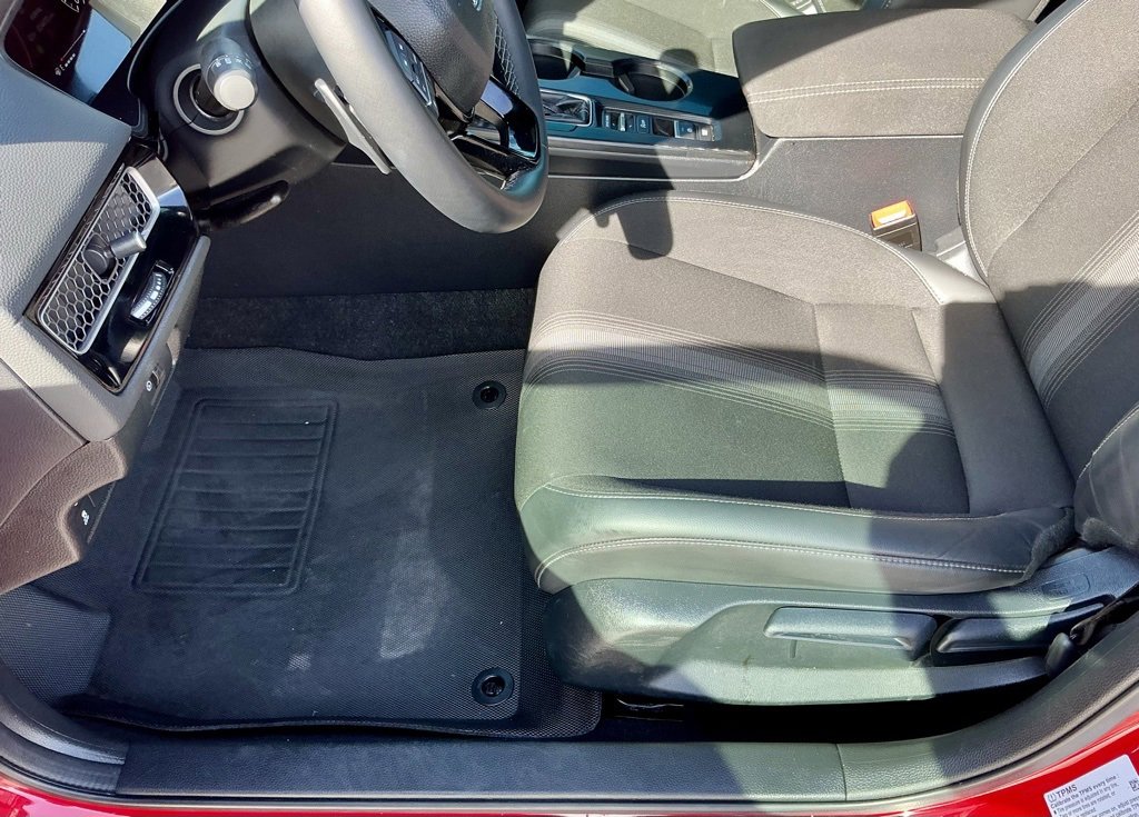 Used 2023 Honda Civic Sport image 40