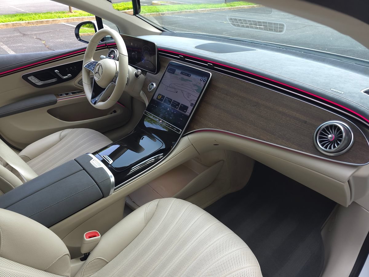 Used 2023 Mercedes-Benz EQS 450+ Sedan image 22