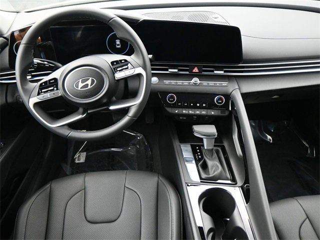 New 2026 Hyundai Elantra Limited image 12
