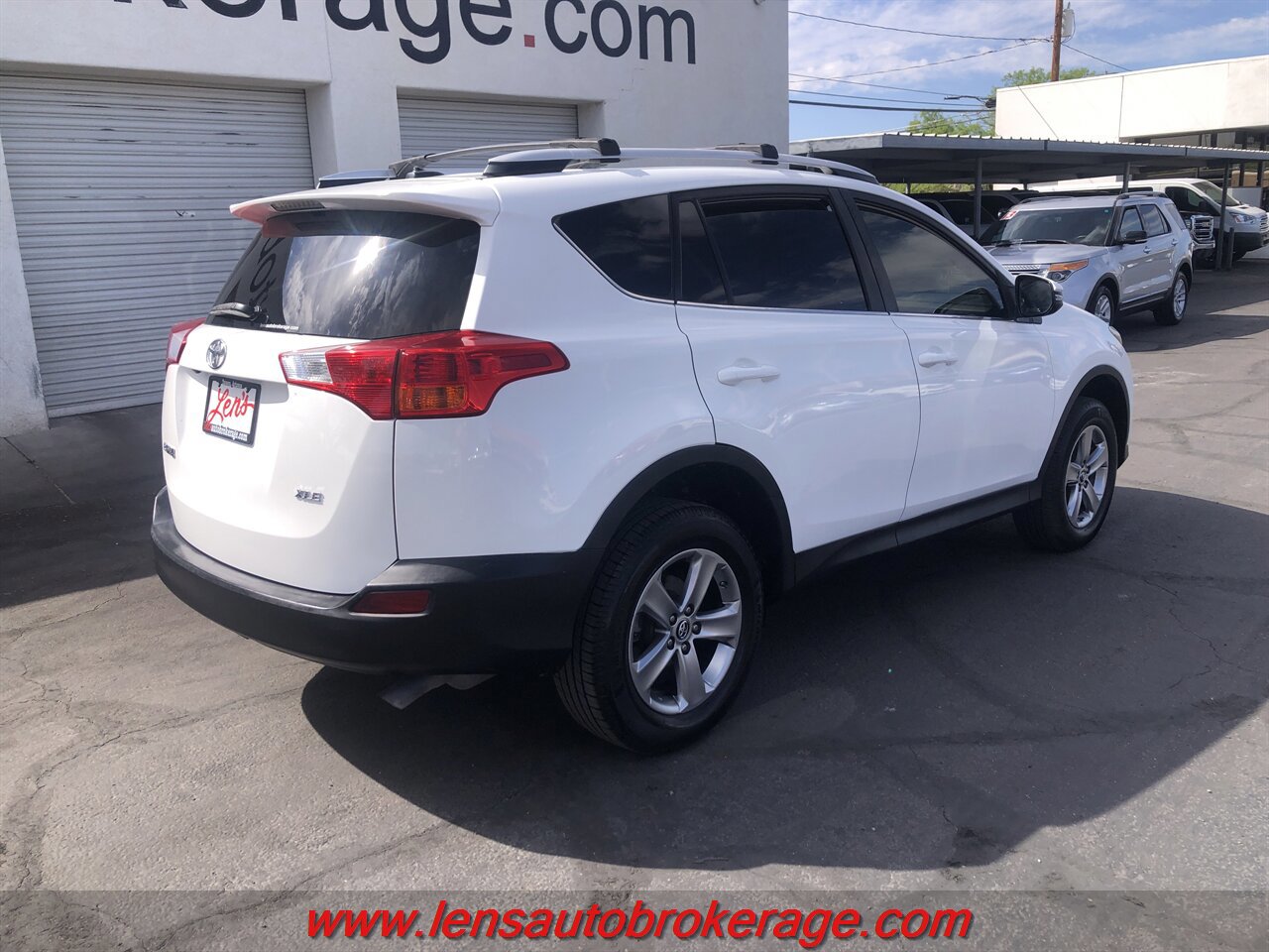Used 2015 Toyota RAV4 XLE FWD image 8