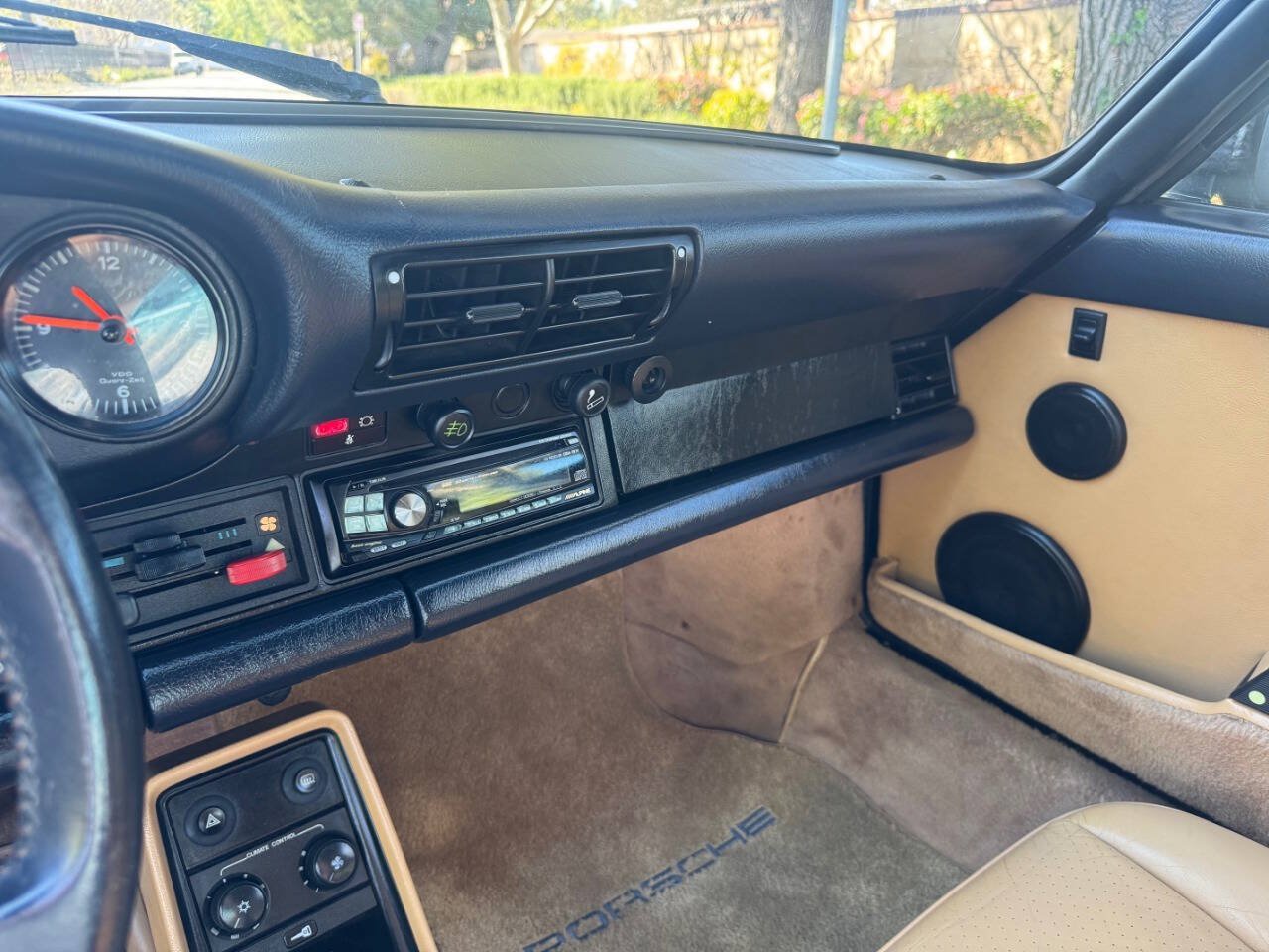 Used 1989 Porsche 911 Carrera RWD image 42