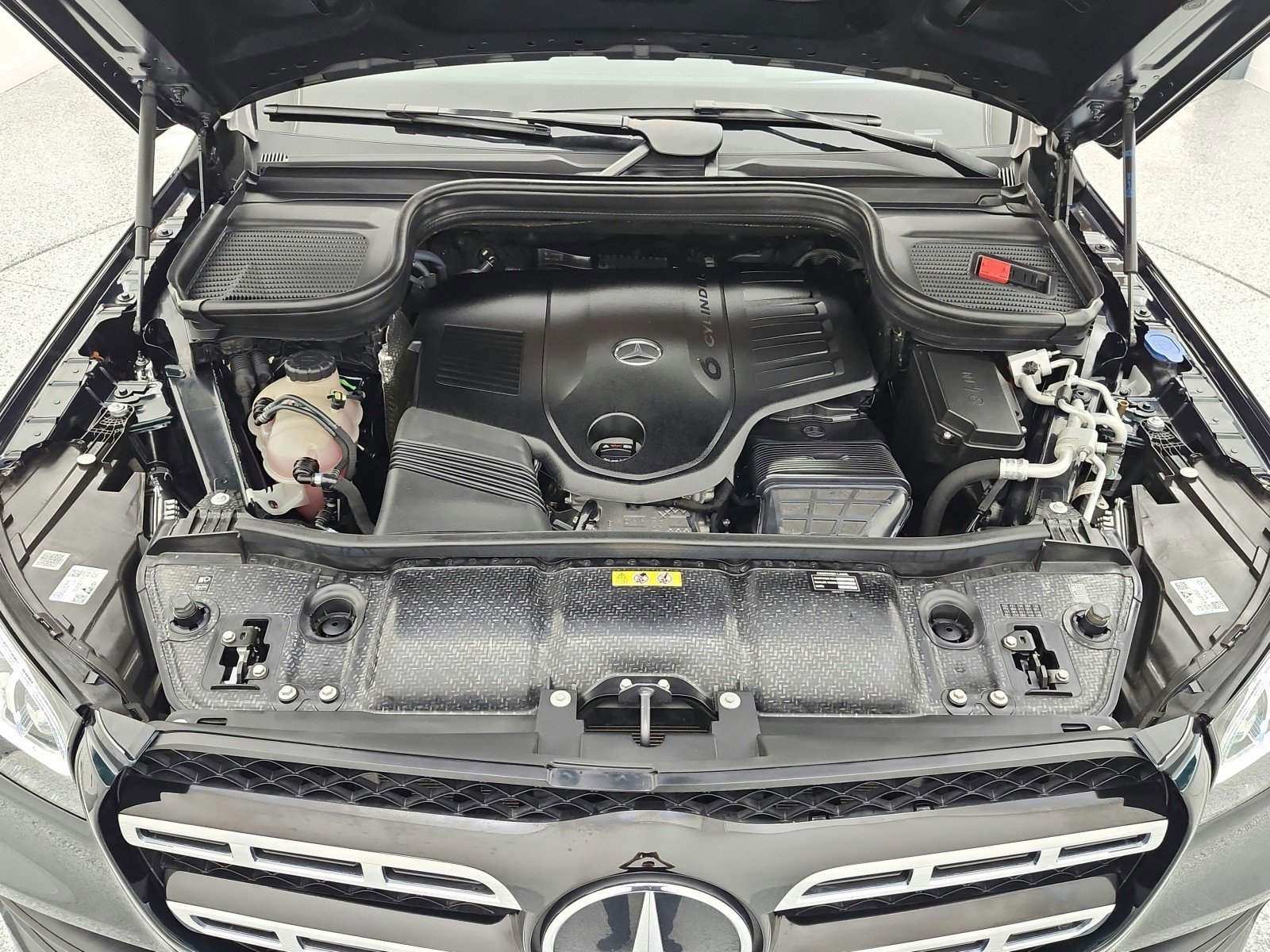 Certified 2023 Mercedes-Benz GLS 450 4MATIC image 16
