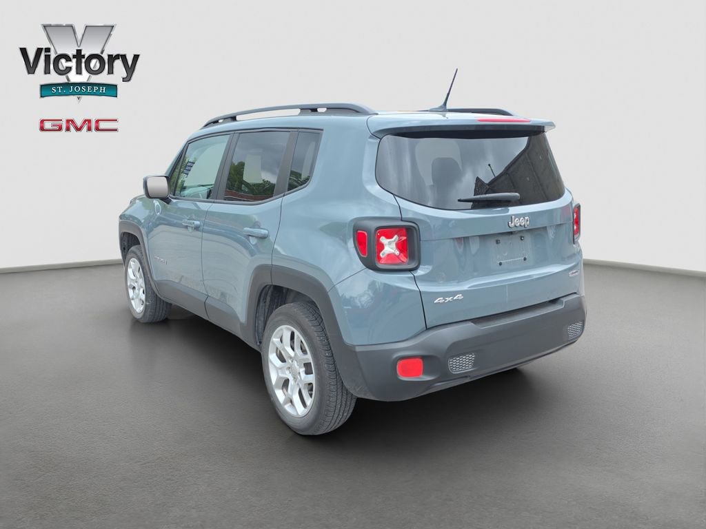 Used 2017 Jeep Renegade Latitude w/ Cold Weather Group AWD/4WD image 15