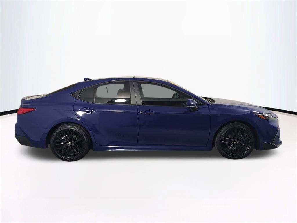 Used 2025 Toyota Camry SE w/ Multimedia Upgrade Package image 4