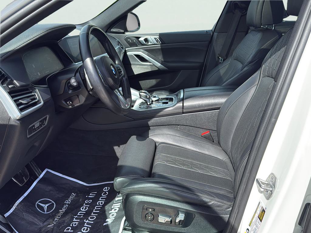 Used 2023 BMW X6 xDrive40i w/ Executive Package AWD/4WD image 19