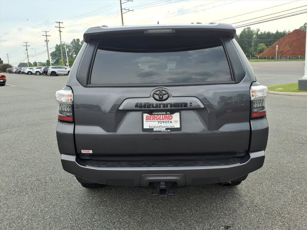 Used 2023 Toyota 4Runner SR5 Premium w/ Moonroof Package AWD/4WD image 12