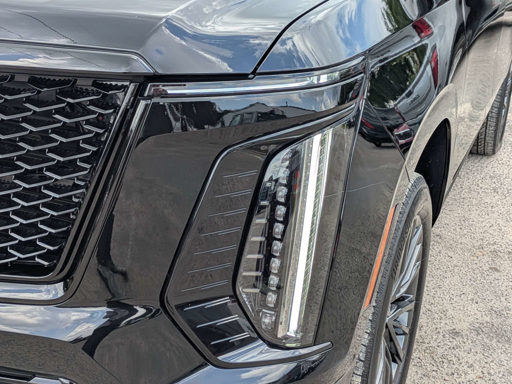 Certified 2025 Cadillac Escalade ESV Sport Platinum AWD/4WD image 10