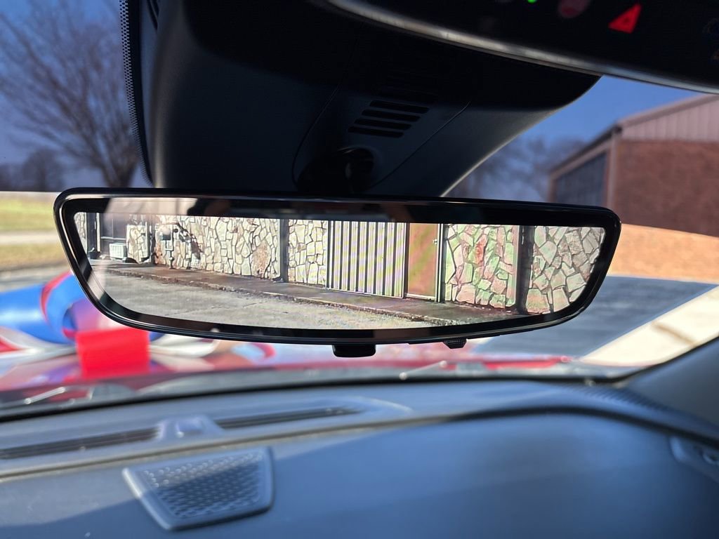 Used 2024 Chevrolet Traverse RS image 38