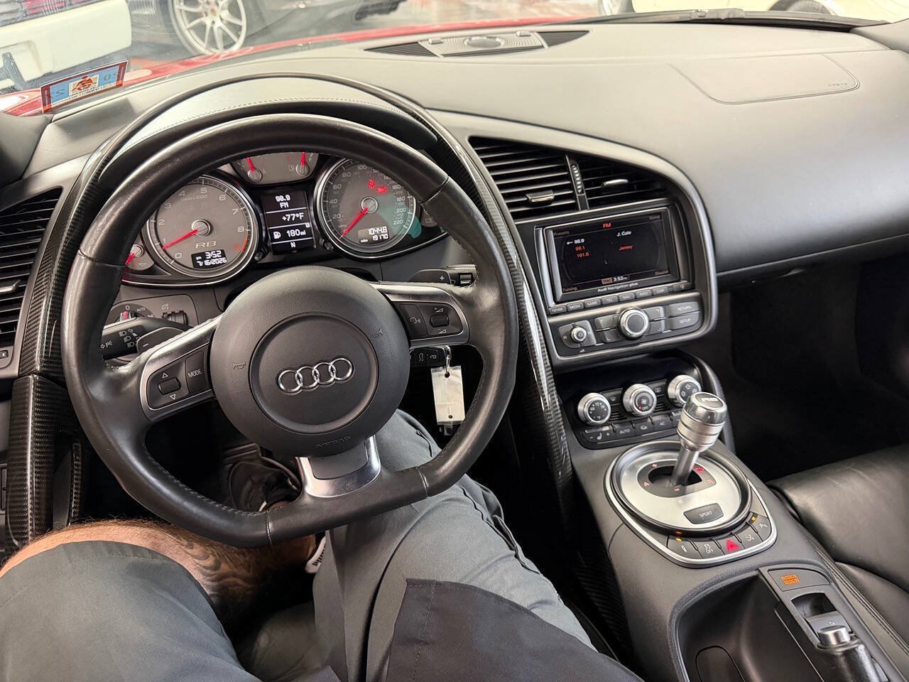 Used 2011 Audi R8 V8 AWD/4WD image 23