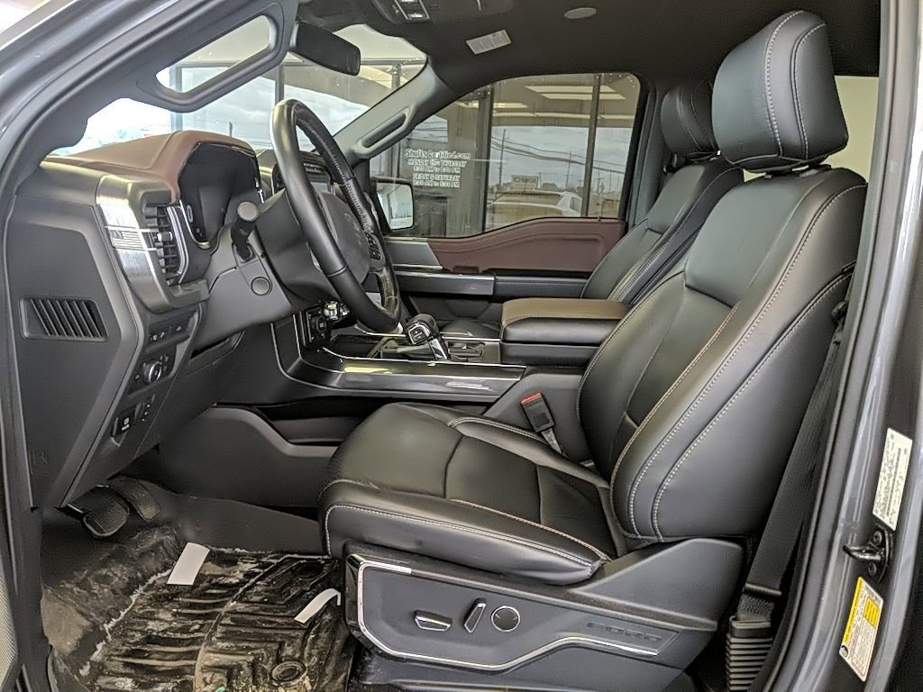 Used 2021 Ford F150 Lariat w/ Equipment Group 502A High image 12