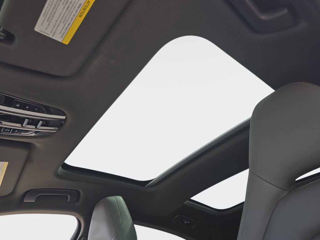 Used 2021 Porsche Panamera image 33