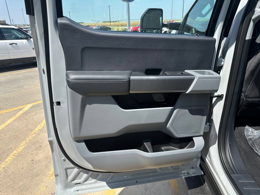 New 2026 Ford F350 XL w/ STX Appearance Package AWD/4WD image 25