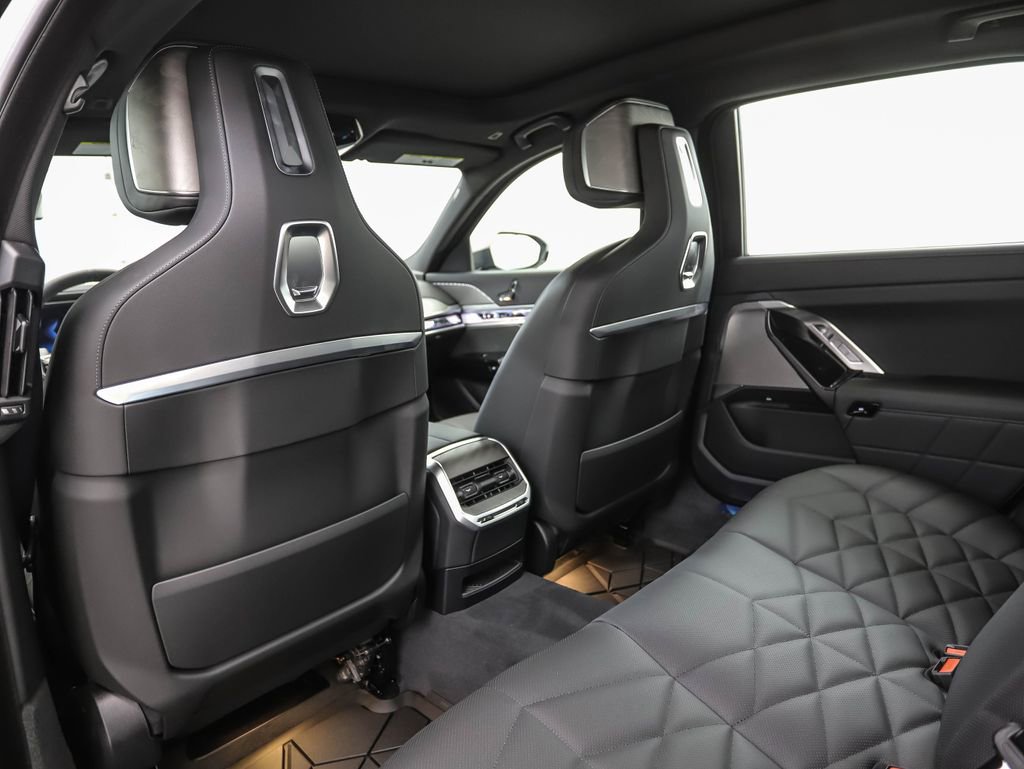 New 2026 BMW 740i xDrive image 21