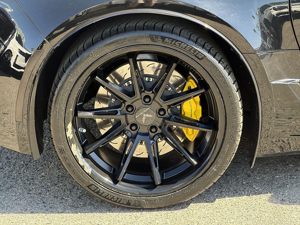 Used 2017 Chevrolet Corvette Z06 RWD image 29