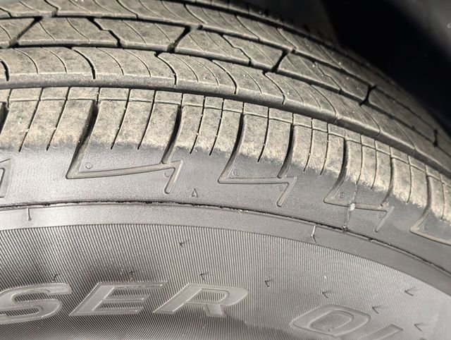 Used 2019 Chevrolet Trax LT w/ LT Convenience Package image 9