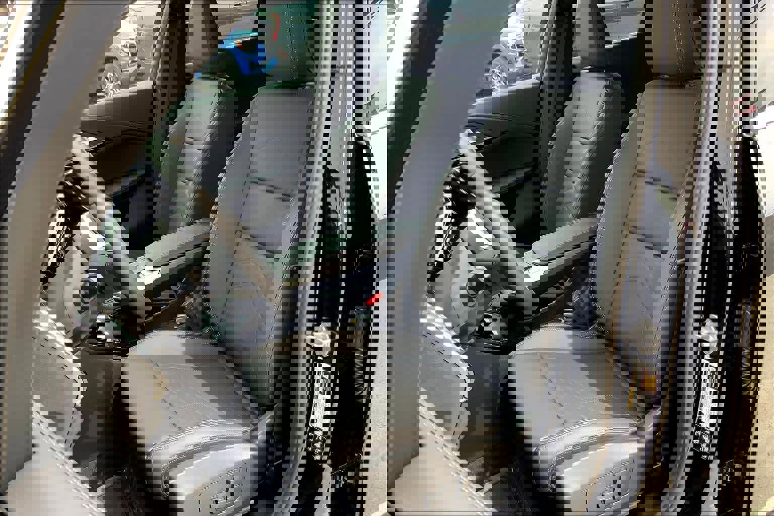 Used 2025 BMW X1 xDrive28i w/ Convenience Package image 12