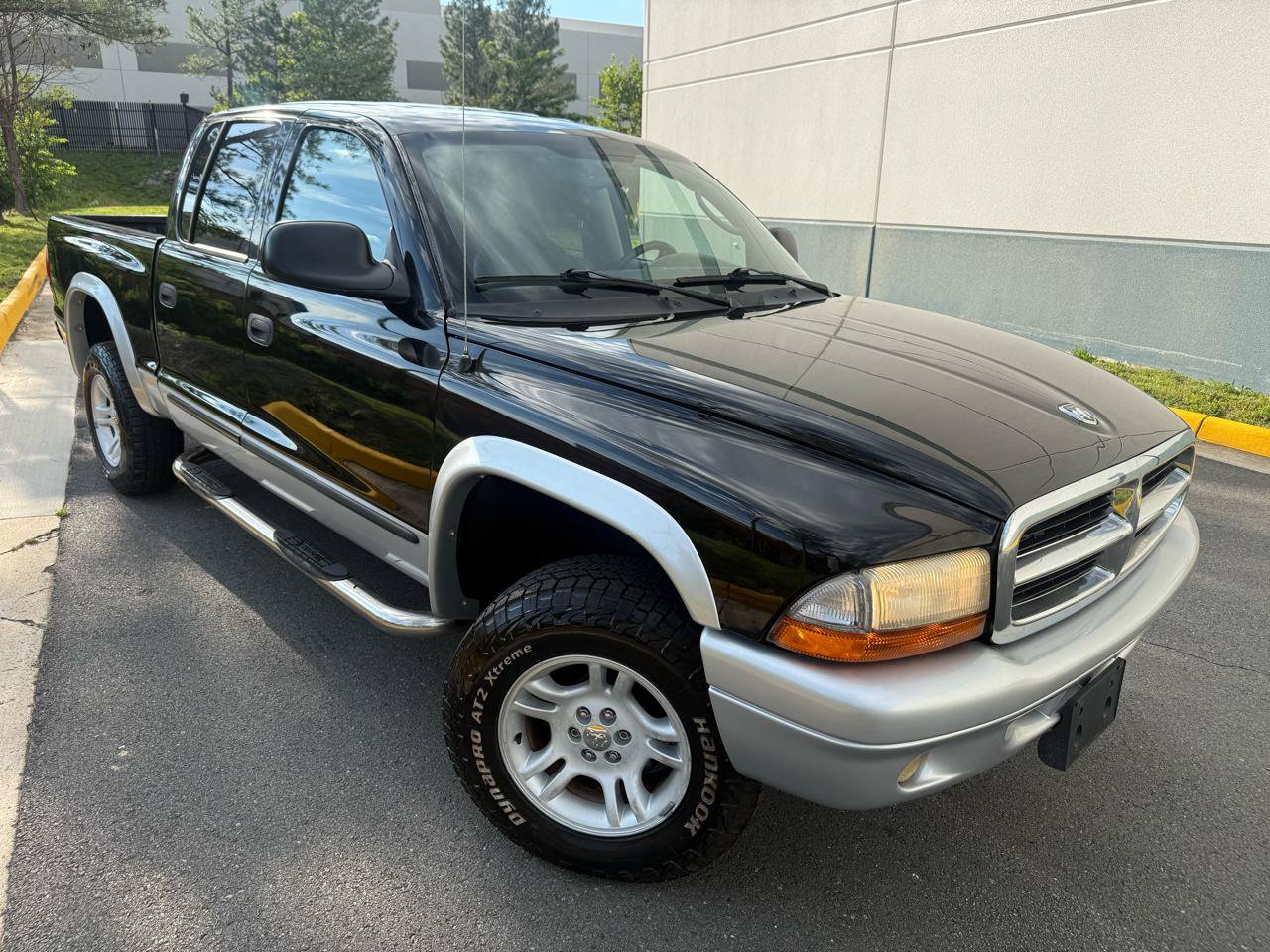 Used 2004 Dodge Dakota SLT w/ Deluxe Convenience Group AWD/4WD image 7