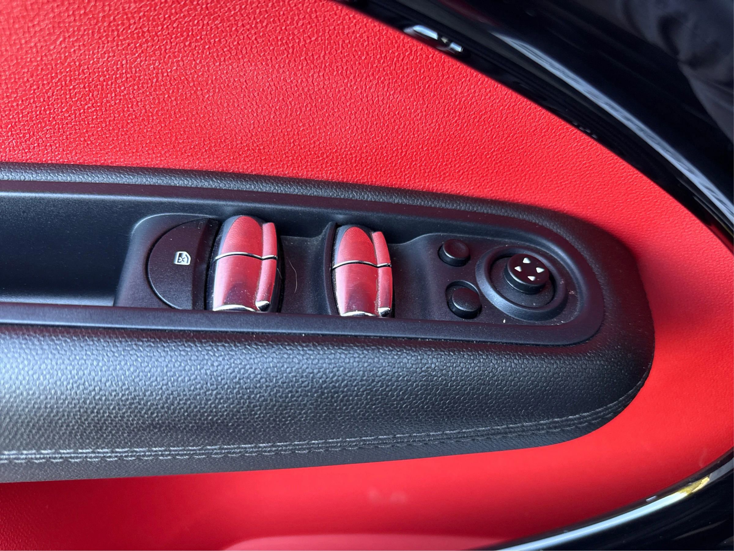 Used 2014 MINI Cooper Countryman S AWD/4WD image 19