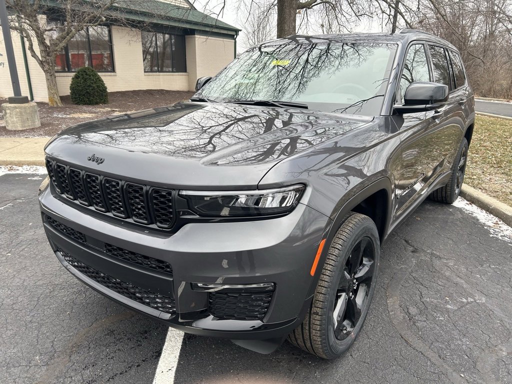 New 2025 Jeep Grand Cherokee L Limited image 24