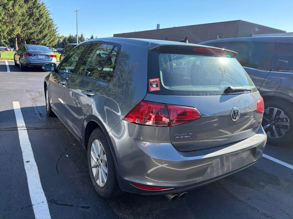 Used 2015 Volkswagen Golf S FWD image 2