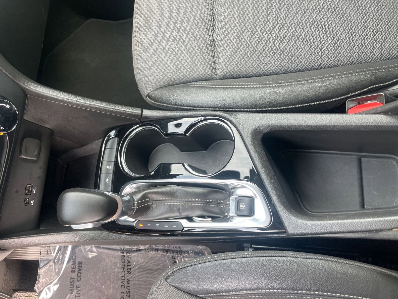 Used 2025 Buick Encore GX Preferred image 35