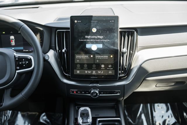 New 2026 Volvo XC60 B5 Ultra w/ Climate Package AWD/4WD image 21