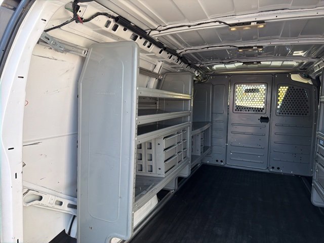 Used 2022 Chevrolet Express 2500 w/ Driver Convenience Package image 18