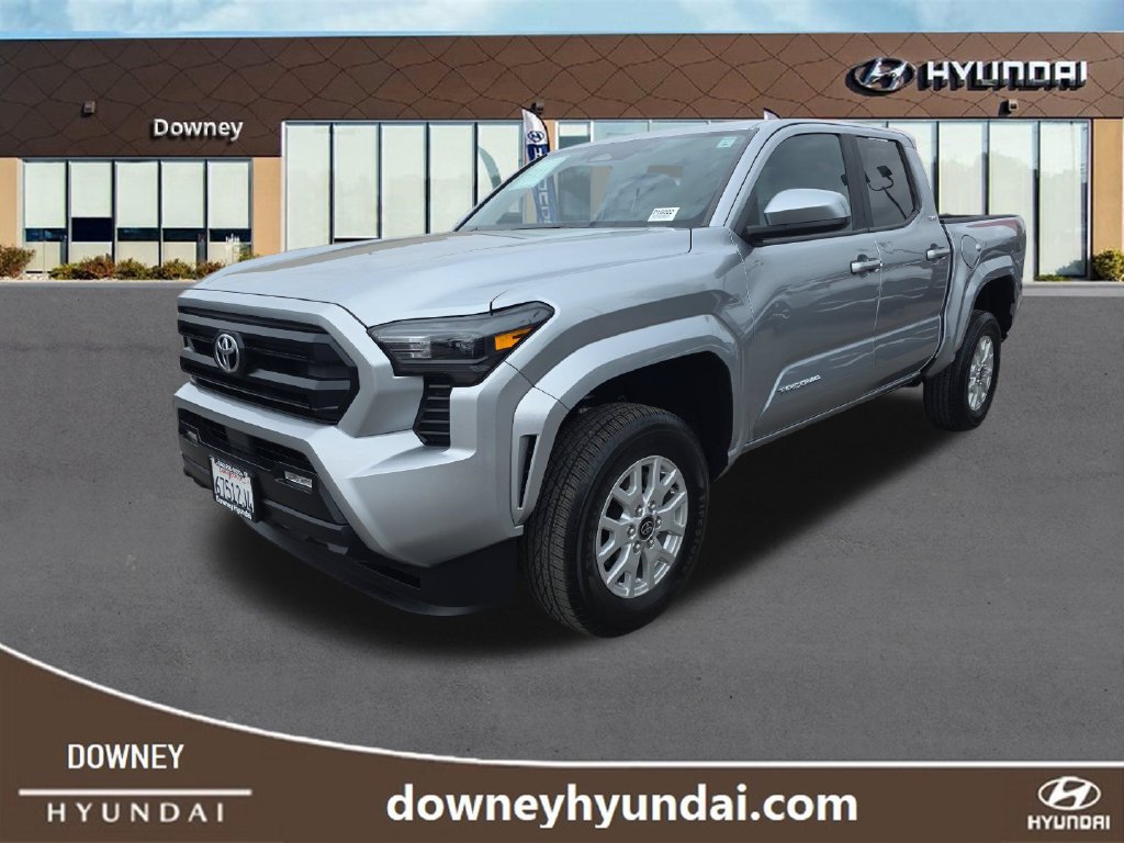 Used 2025 Toyota Tacoma SR5 AWD/4WD 360° Tour