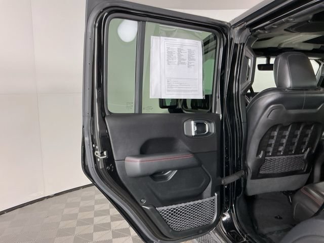 Used 2019 Jeep Wrangler Unlimited Rubicon w/ Uconnect 4C Nav & Sound Group AWD/4WD image 26