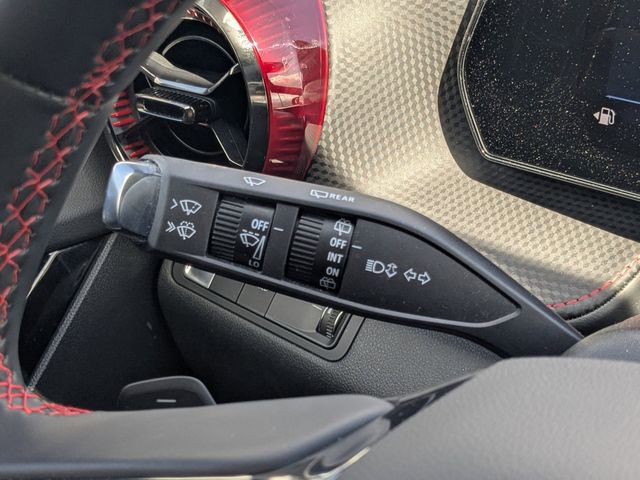 Used 2026 Chevrolet Equinox RS w/ Convenience Package III image 26