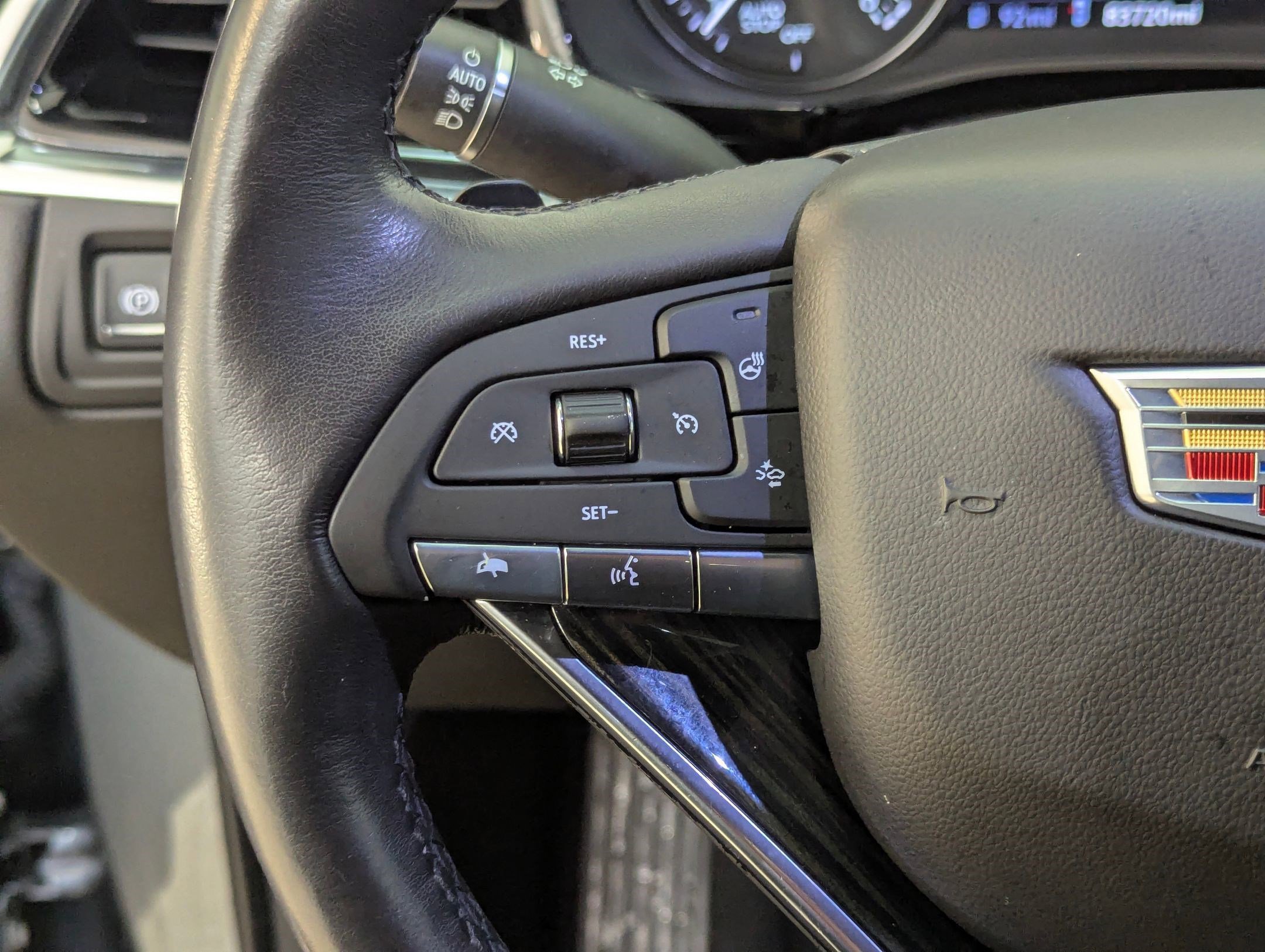 Used 2020 Cadillac XT6 Premium Luxury image 16